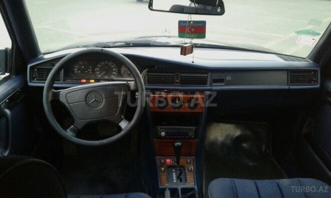 Mercedes 190 1994, 250,000 km - 2.0 л - Bakı