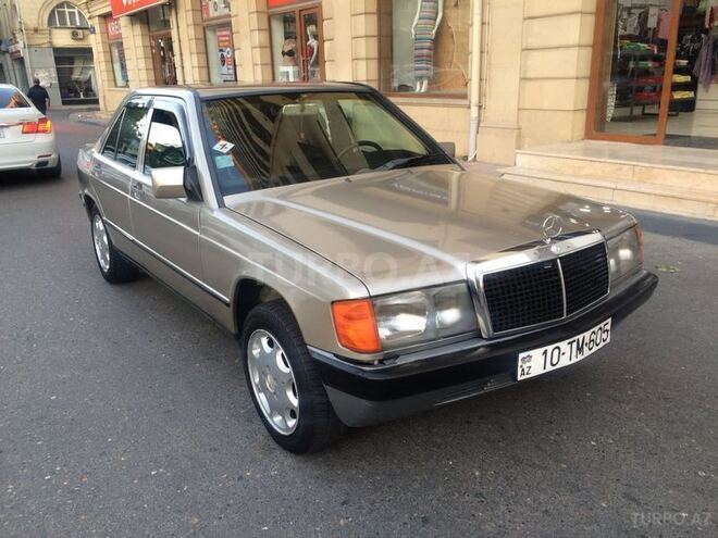 Mercedes 190 1989, 156,787 km - 2.0 l - Bakı
