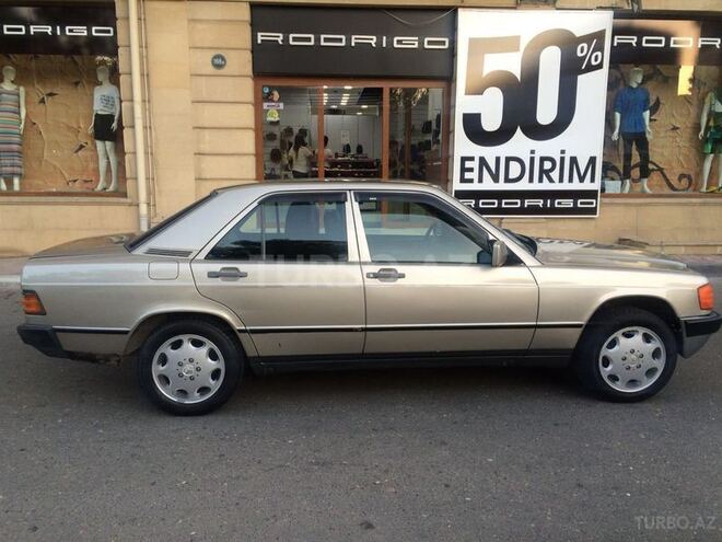 Mercedes 190 1989, 156,787 km - 2.0 l - Bakı
