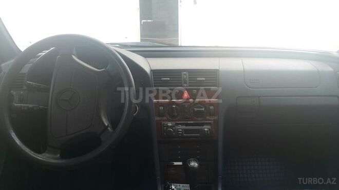Mercedes C 240 1997, 260,000 km - 2.4 л - Bakı