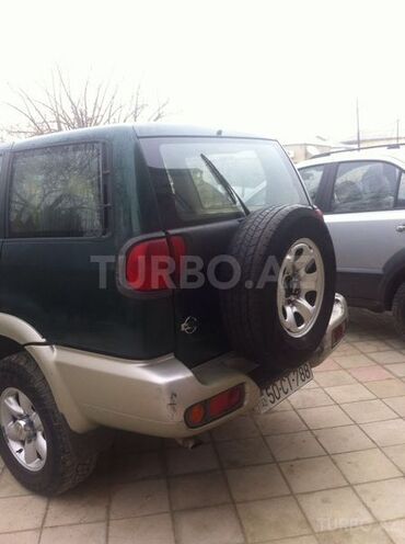 Nissan Terrano 2001, 233,000 km - 3.2 l - Sumqayıt