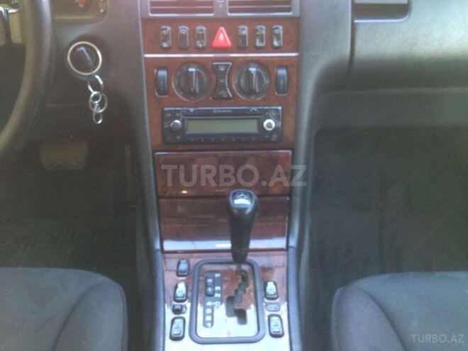Mercedes E 240 1998, 250,000 km - 2.4 l - Bakı