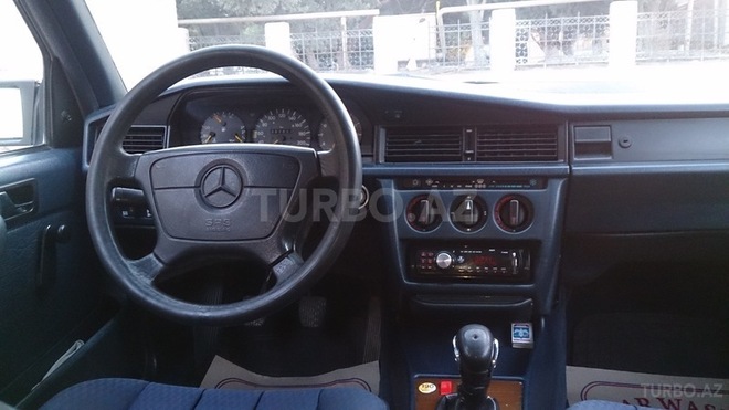 Mercedes 190 1993, 155,000 km - 1.8 л - Bakı