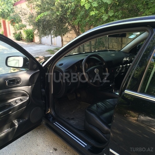 Volkswagen Passat 2003, 200,000 km - 1.8 l - Xırdalan