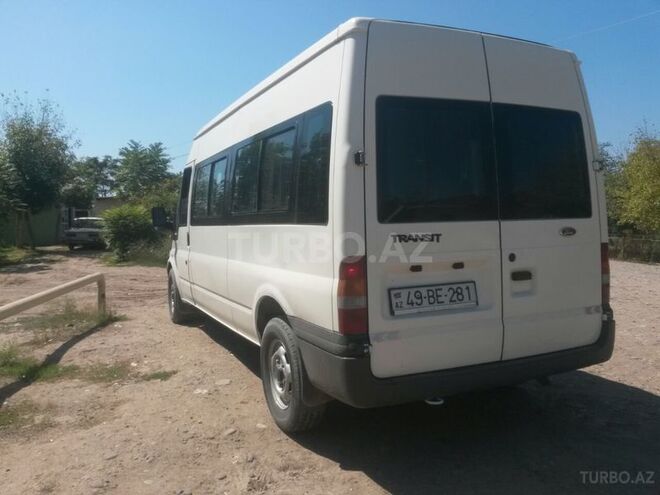 Ford Transit 2004, 688,369 km - 2.4 л - Saatlı
