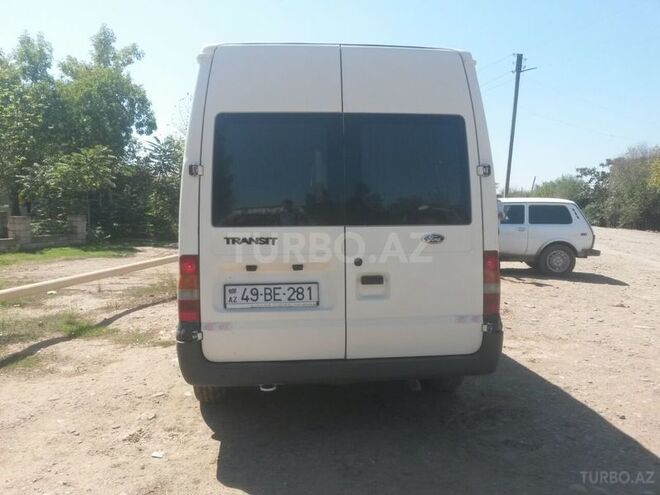 Ford Transit 2004, 688,369 km - 2.4 л - Saatlı