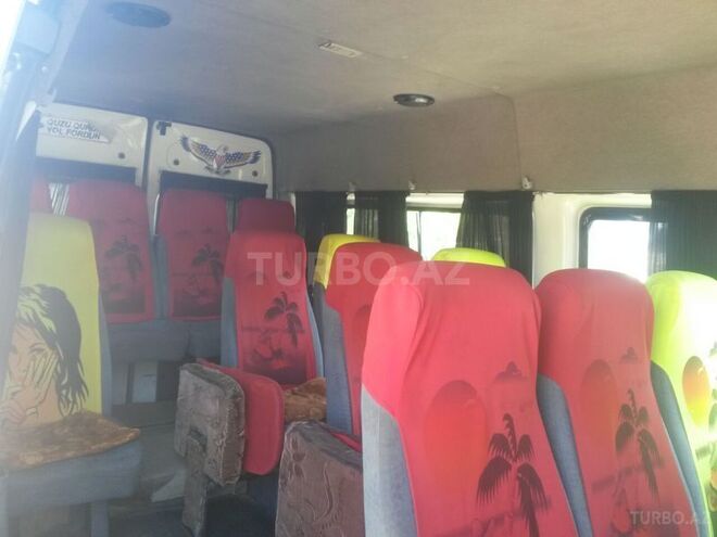 Ford Transit 2004, 688,369 km - 2.4 л - Saatlı
