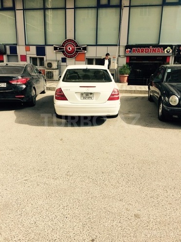 Mercedes E 320 2004, 205,000 km - 3.2 л - Tovuz