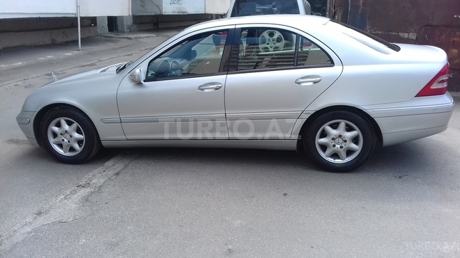 Mercedes C 200 2000, 156,000 km - 2.0 l - Bakı