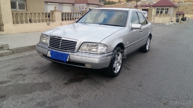 Mercedes C 220 1995, 230,000 km - 2.2 л - Bakı