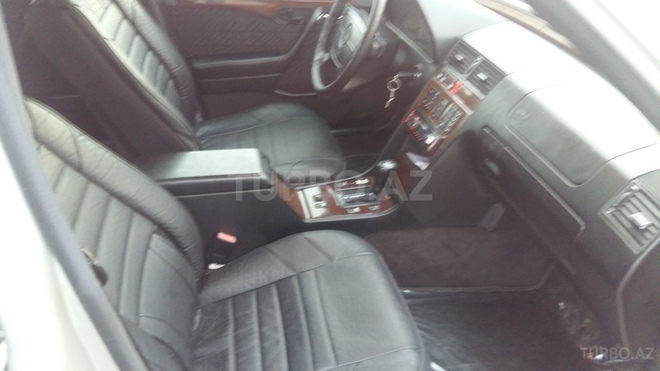 Mercedes C 220 1995, 230,000 km - 2.2 л - Bakı