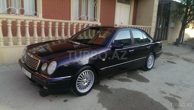 Mercedes E 320 1996, 270,000 km - 3.2 л - Bakı