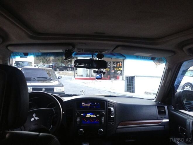 Mitsubishi Pajero 2007, 180,000 km - 3.0 l - Bakı