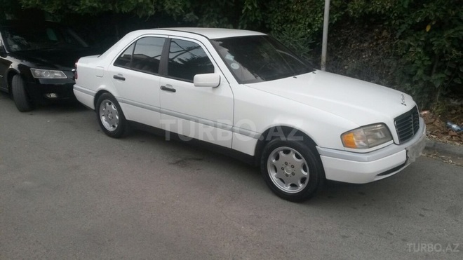 Mercedes C 180 1997, 134,897 km - 1.8 l - Bakı
