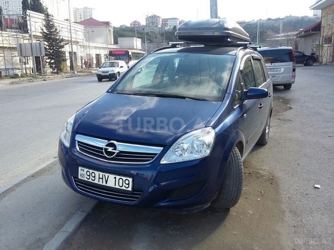 Opel Zafira 2009, 200,000 km - 1.7 л - Bakı