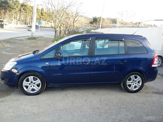 Opel Zafira 2009, 200,000 km - 1.7 л - Bakı