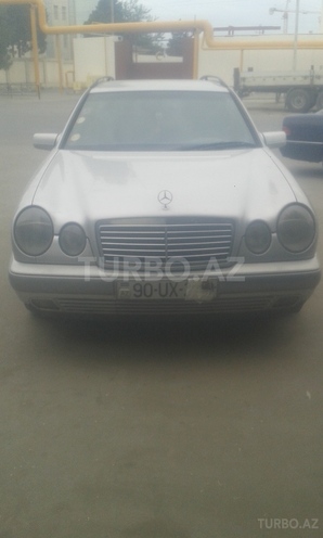 Mercedes E 240 1998, 252,000 km - 2.4 l - Bakı