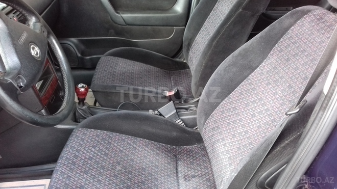 Opel Astra 1999, 300,000 km - 1.6 l - Gəncə