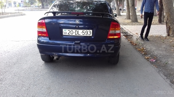 Opel Astra 1999, 300,000 km - 1.6 l - Gəncə