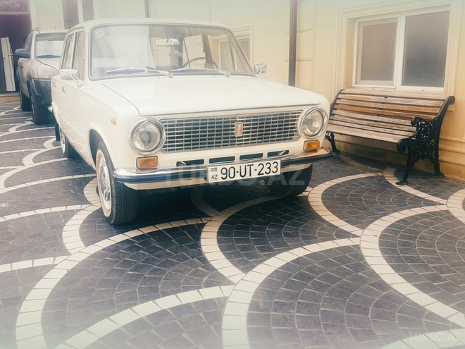 LADA (VAZ) 21011 1984, 84,000 km - 1.3 l - Bakı