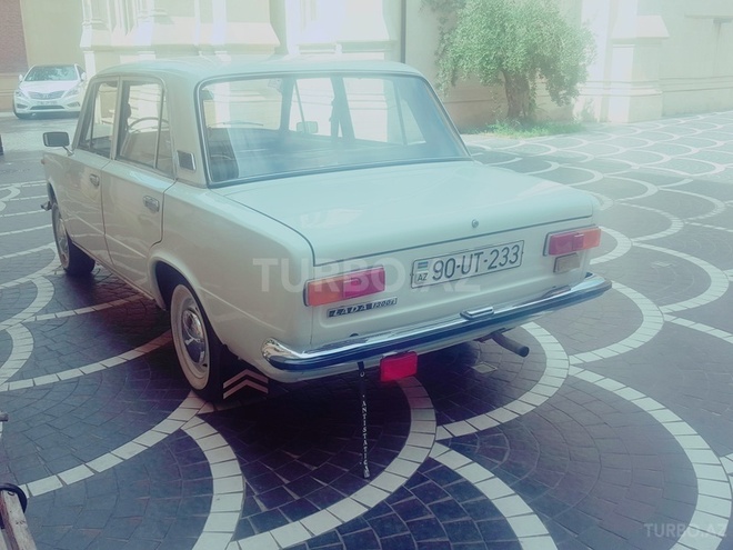 LADA (VAZ) 21011 1984, 84,000 km - 1.3 l - Bakı