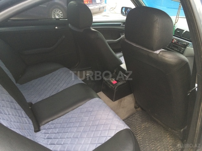 BMW 318 1999, 270,000 km - 1.8 l - Bakı