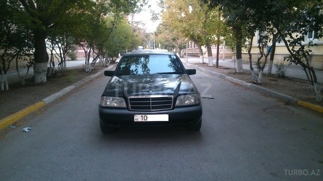 Mercedes C 180 1995, 3,710 km - 1.8 л - Sumqayıt