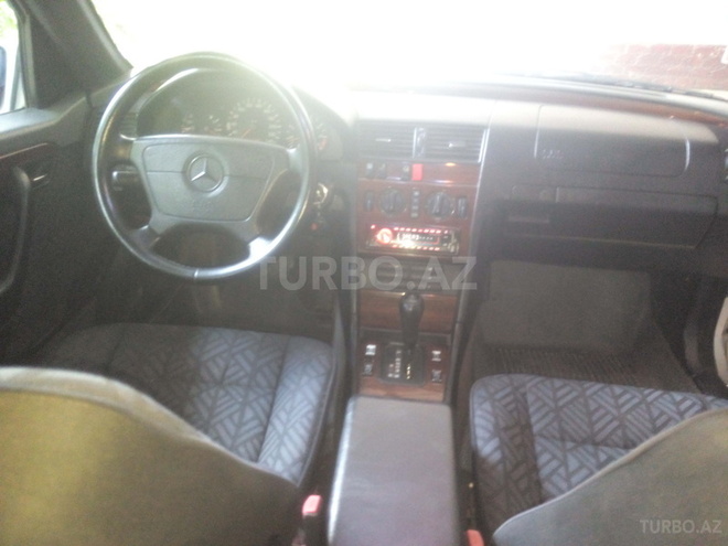 Mercedes C 200 1995, 371,000 km - 2.0 л - Zərdab