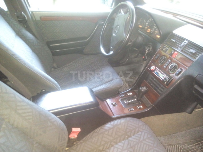 Mercedes C 200 1995, 371,000 km - 2.0 л - Zərdab