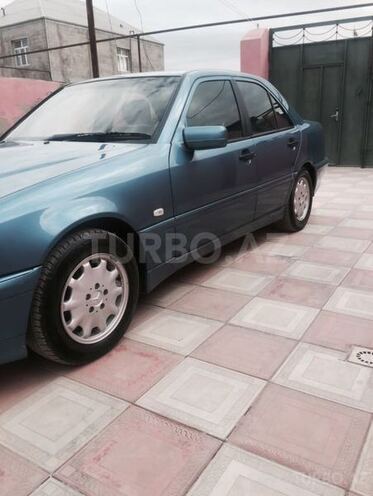 Mercedes C 200 1999, 28,000 km - 2.0 l - Sumqayıt