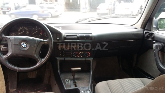 BMW 525 1995, 240,000 km - 2.5 l - Bakı