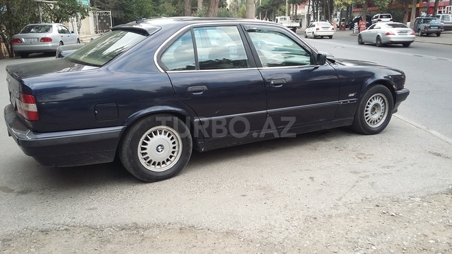 BMW 525 1995, 240,000 km - 2.5 l - Bakı