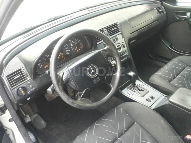 Mercedes C 200 1998, 285,000 km - 2.0 l - Sumqayıt