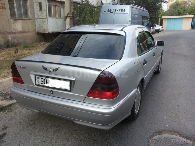 Mercedes C 200 1998, 285,000 km - 2.0 l - Sumqayıt