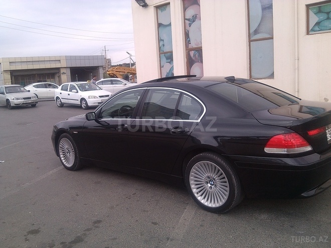 BMW 735 2001, 275,500 km - 3.6 l - Bakı