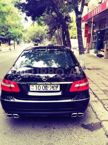 Mercedes E 250 2009, 172,000 km - 2.5 л - Bakı