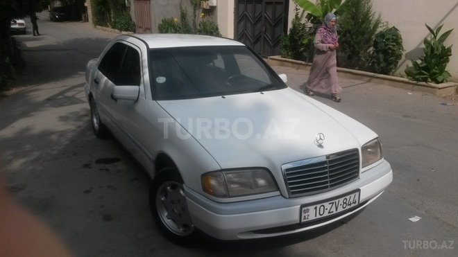 Mercedes C 180 1997, 134,897 km - 1.8 l - Bakı