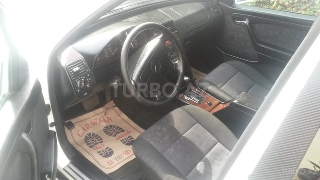 Mercedes C 180 1997, 134,897 km - 1.8 l - Bakı