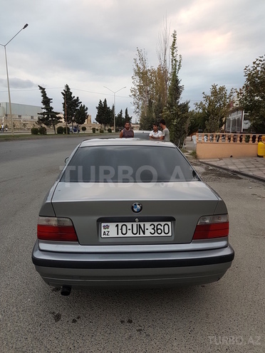 BMW 320 1994, 225,000 km - 2.0 l - Sumqayıt