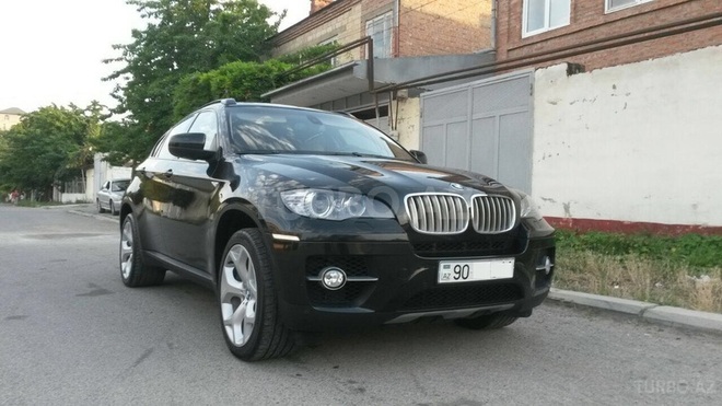 BMW X6 2011, 54,000 km - 4.4 l - Quba