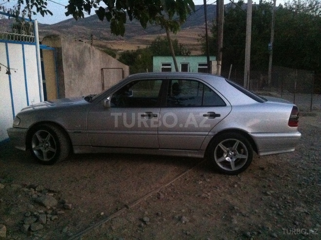 Mercedes C 250 1997, 29,000 km - 2.5 l - Tovuz