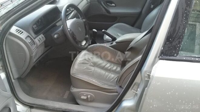Renault Laguna 2002, 220,000 km - 1.8 l - Bakı