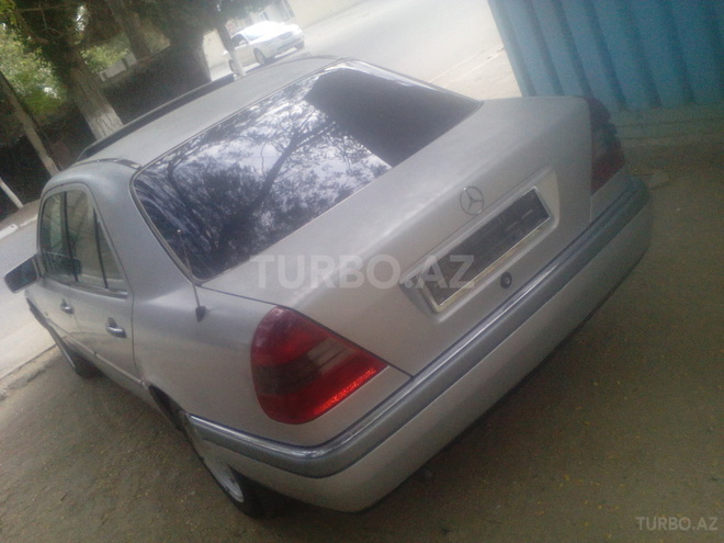 Mercedes C 180 1996, 265,000 km - 1.8 l - Sumqayıt