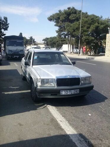 Mercedes 190 1990, 250,000 km - 2.0 l - Bakı