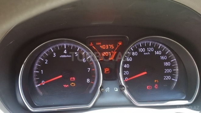 Nissan Sunny 2013, 39,400 km - 1.5 l - Bakı