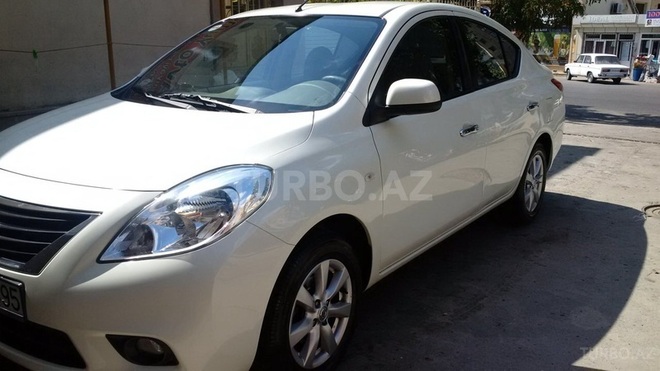 Nissan Sunny 2013, 39,400 km - 1.5 l - Bakı
