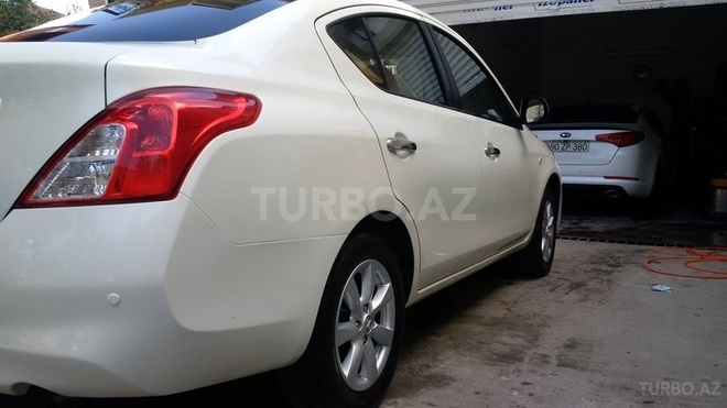 Nissan Sunny 2013, 39,400 km - 1.5 l - Bakı