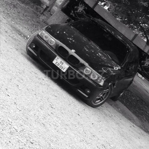 BMW 525 2001, 17,000 km - 0.3 l - Bakı