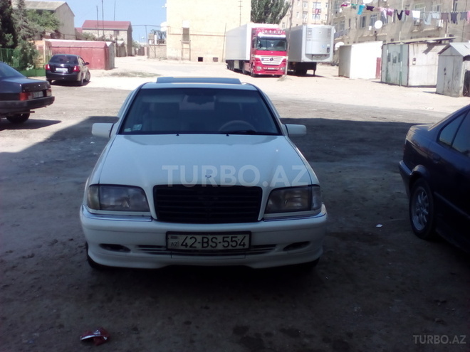 Mercedes C 220 1996, 280,000 km - 2.2 l - Bakı
