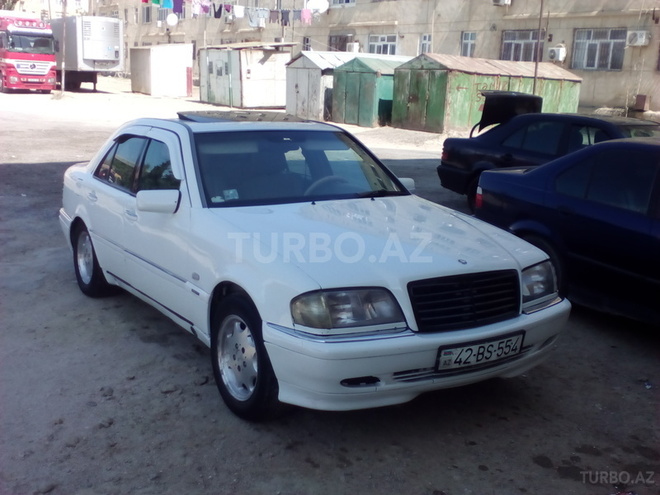 Mercedes C 220 1996, 280,000 km - 2.2 l - Bakı